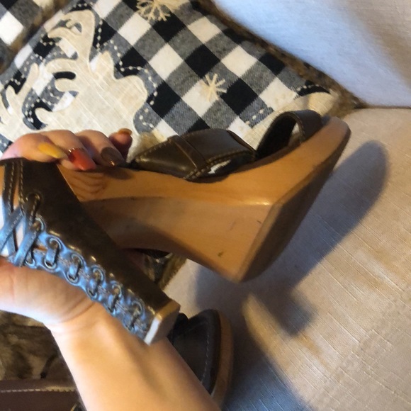 Taunt darn brown size 6 heels - Picture 5 of 6